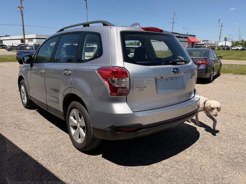 Used 2016 Subaru Forester 2.5i w/ Alloy Wheel Package AWD/4WD image 6