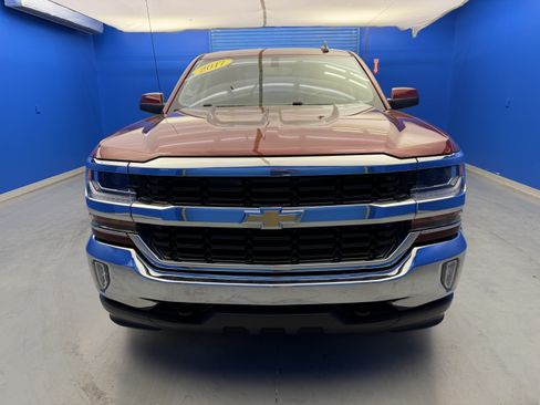 Used 2017 Chevrolet Silverado 1500 LT w/ All Star Edition AWD/4WD image 3