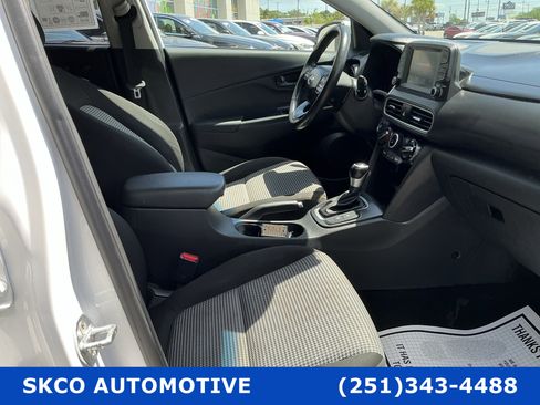 Used 2021 Hyundai Kona SEL image 17