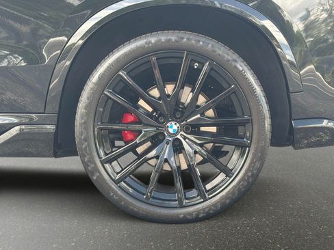 Used 2025 BMW X5 xDrive40i w/ Executive Package AWD/4WD image 13