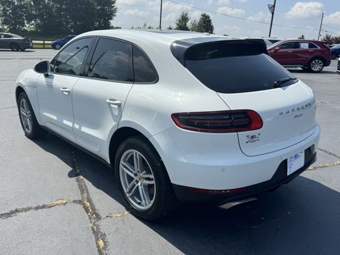 Used 2018 Porsche Macan AWD/4WD image 7