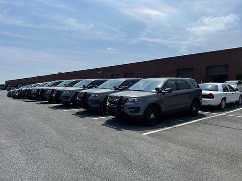 Used 2015 Ford Explorer 4WD Police Interceptor w/ Ready For The Road Package image 3