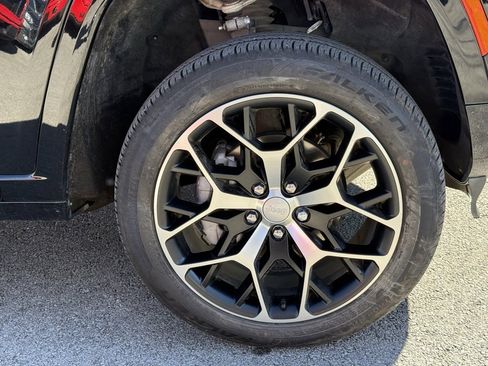 Used 2022 Jeep Grand Cherokee Summit image 48