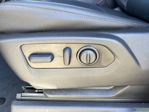 Used 2023 Chevrolet Silverado 2500 LTZ w/ LTZ Premium Package image 35