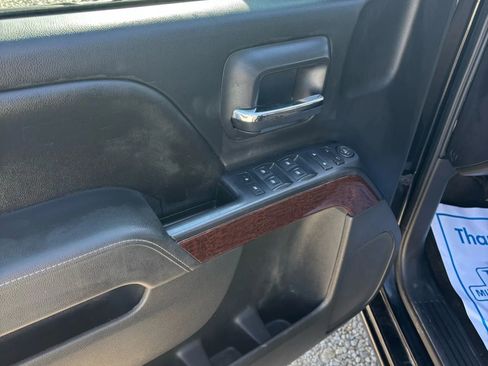Used 2015 GMC Sierra 1500 SLE w/ SLE Value Package AWD/4WD image 9