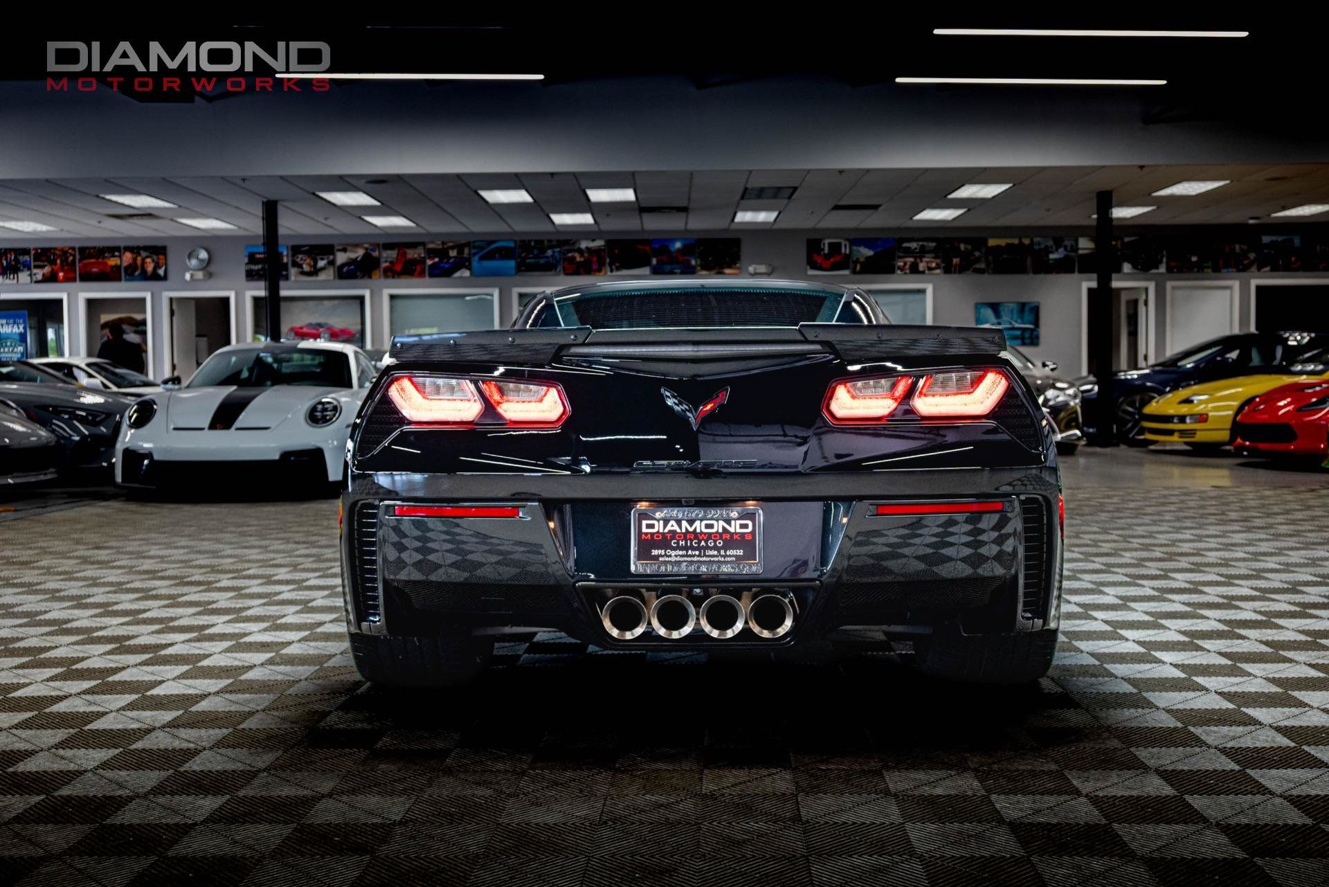 Used 2015 Chevrolet Corvette Z06 w/ 3LZ Preferred Equipment Group RWD image 26
