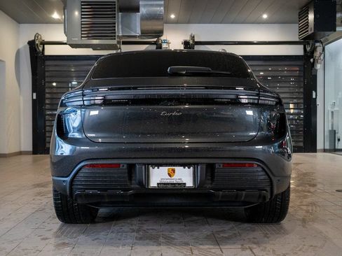 New 2025 Porsche Macan Turbo Electric AWD/4WD image 10