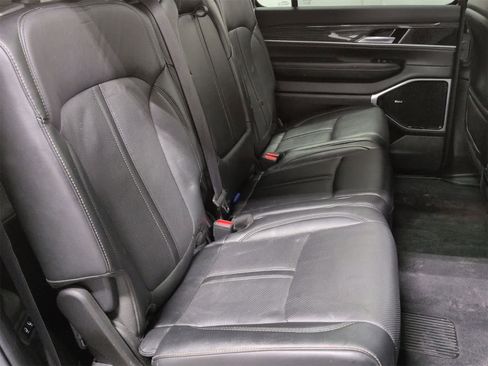 Used 2022 Jeep Wagoneer Series III w/ Premium Group I image 22