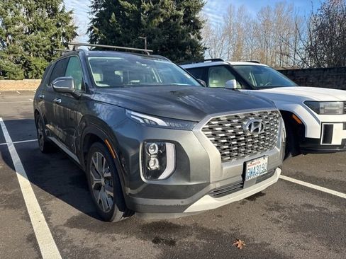 Used 2021 Hyundai Palisade SEL w/ Convenience Package image 2