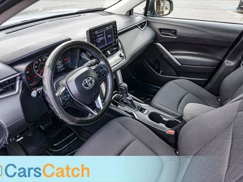 Used 2022 Toyota Corolla Cross LE image 17