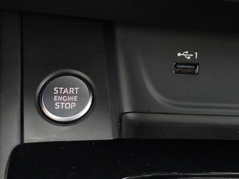 Used 2024 Audi A4 2.0T Premium Plus image 22