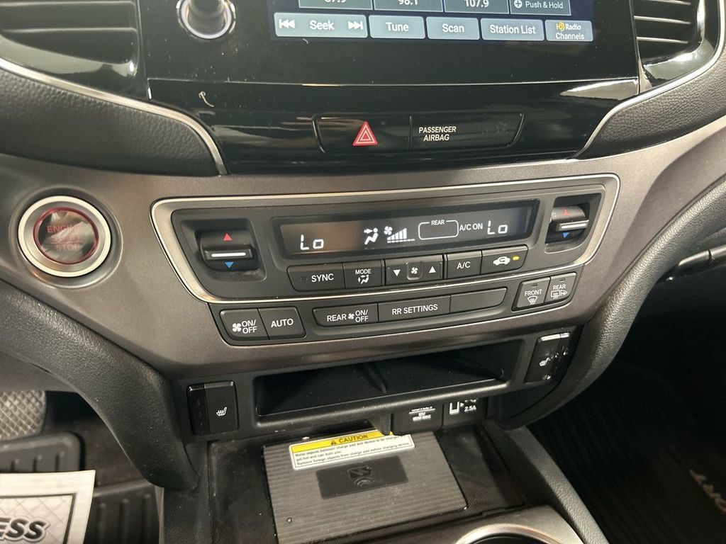 Used 2023 Honda Passport EX-L image 16