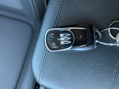Used 2025 Buick Encore GX Preferred FWD image 21