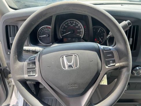 Used 2010 Honda Ridgeline RTS image 16