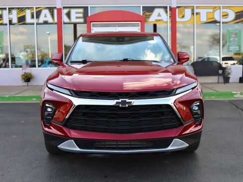Used 2023 Chevrolet Blazer LT AWD/4WD image 2