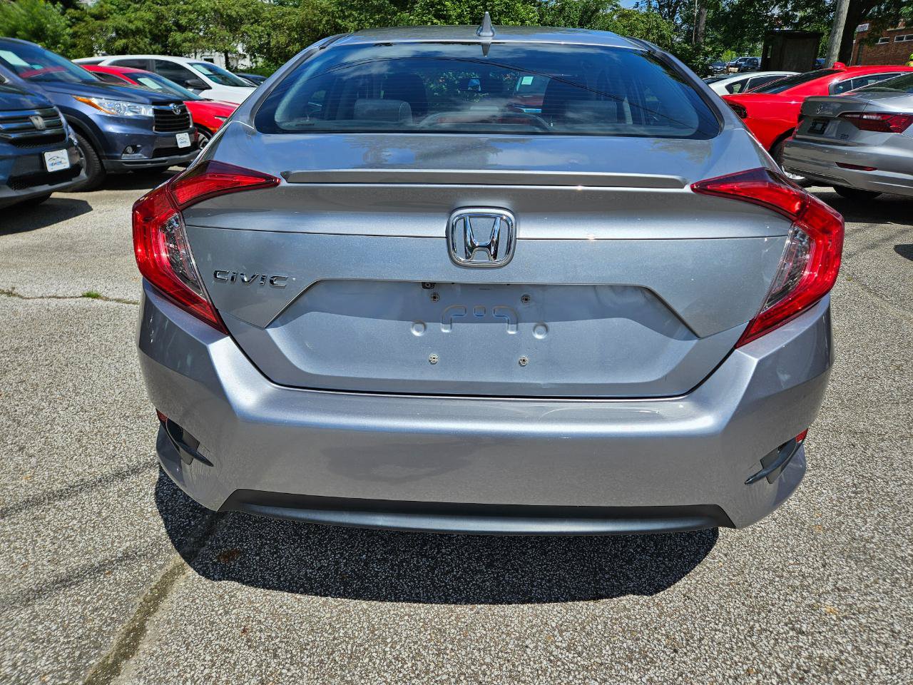 Used 2018 Honda Civic EX-T image 4