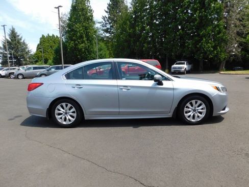 Used 2015 Subaru Legacy 2.5i Premium AWD/4WD image 20