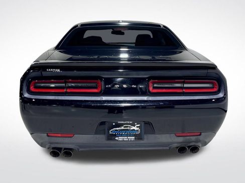 Used 2015 Dodge Challenger R/T w/ Quick Order Package 22B R/T image 6