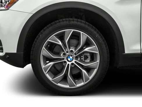 Used 2017 BMW X3 sDrive28i RWD image 12