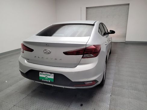 Used 2019 Hyundai Elantra SE image 7