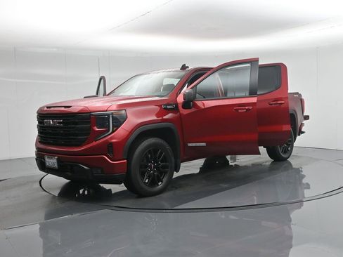 Used 2022 GMC Sierra 1500 Elevation image 36