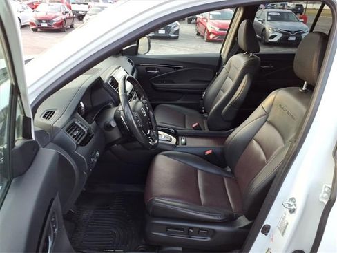 Used 2021 Honda Ridgeline Black Edition image 19