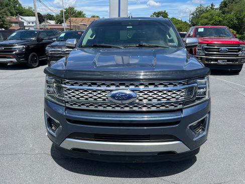 Used 2019 Ford Expedition Platinum AWD/4WD image 3