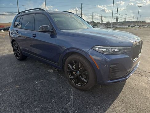 Used 2021 BMW X7 xDrive40i w/ Luxury Seating Package AWD/4WD image 2