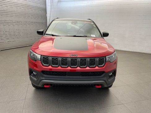 New 2026 Jeep Compass Trailhawk w/ Sun, Sound & Navigation Group AWD/4WD image 6