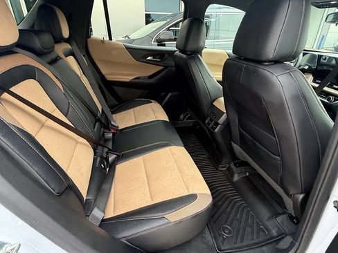 Used 2026 Chevrolet Equinox ACTIV w/ Convenience Package III FWD image 13