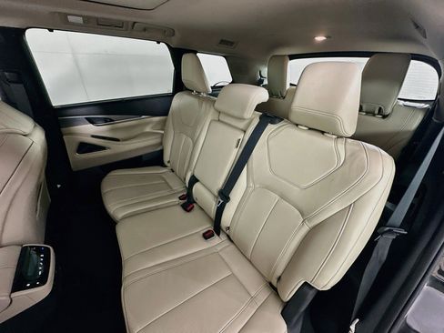 Used 2023 INFINITI QX60 Luxe w/ Performance Audio Package AWD/4WD image 24