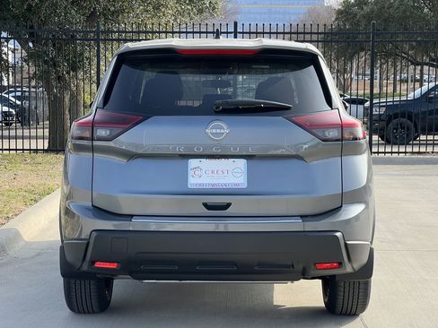 New 2026 Nissan Rogue SV image 5
