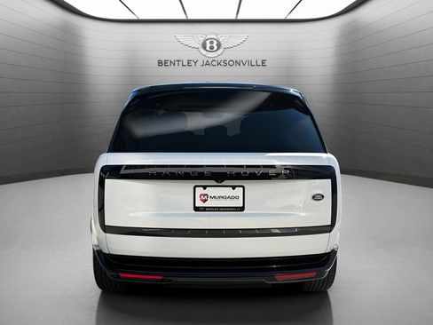 Used 2023 Land Rover Range Rover SE image 9