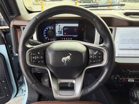 Certified 2023 Ford Bronco Heritage Edition image 17