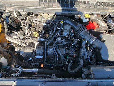 Used 2024 Ford Edge SEL image 13