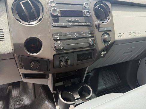 Used 2014 Ford F250 XL w/ Power Equipment Group RWD image 37