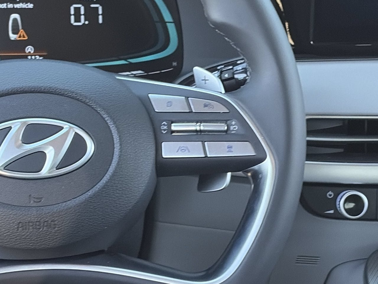 Certified 2025 Hyundai Palisade SEL FWD image 22