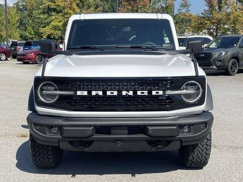 Used 2025 Ford Bronco Outer Banks AWD/4WD image 8