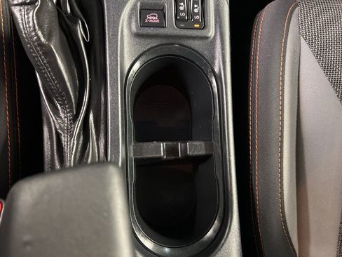 Used 2018 Subaru Crosstrek 2.0i Premium w/ Eyesight System AWD/4WD image 19