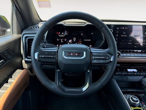 New 2026 GMC Canyon AT4 w/ Technology Plus Package AWD/4WD image 13