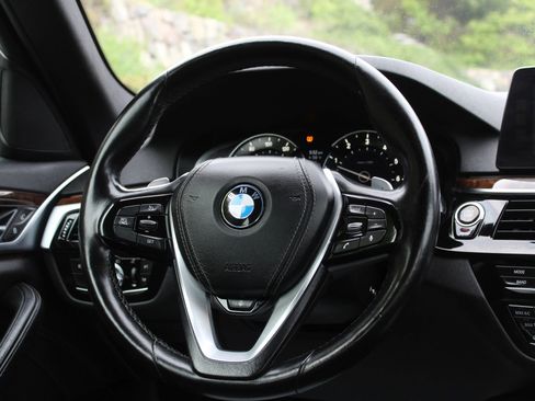 Used 2017 BMW 530i xDrive AWD/4WD image 20