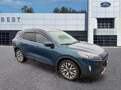 Used 2020 Ford Escape Titanium w/ Titanium Premium Package 2.0