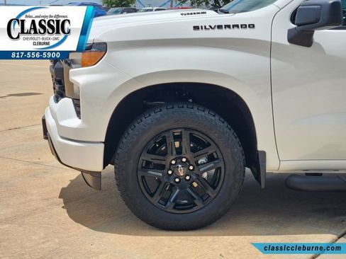 Used 2026 Chevrolet Silverado 1500 Custom w/ Turbomax Blackout Package AWD/4WD image 12