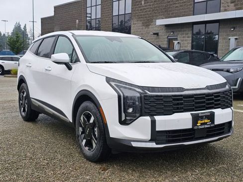 New 2026 Kia Sportage LX image 7