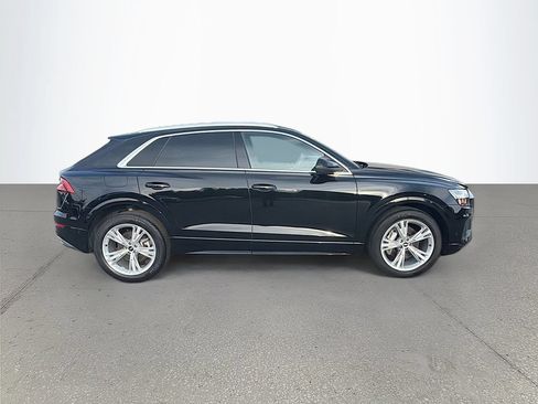 Used 2021 Audi Q8 Premium Plus w/ Premium Plus Package AWD/4WD image 3