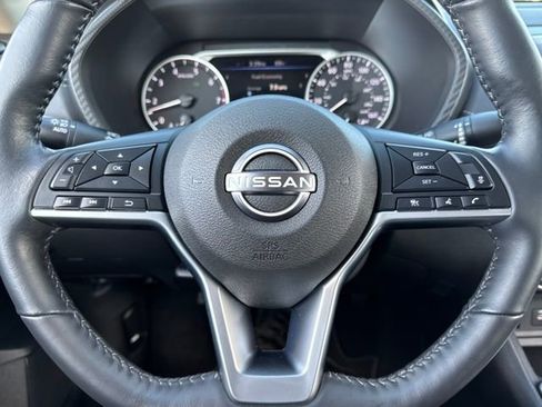 Used 2025 Nissan Sentra SV w/ All-Weather Package image 18