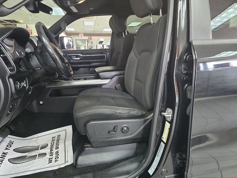 Used 2019 RAM 1500 Big Horn image 9