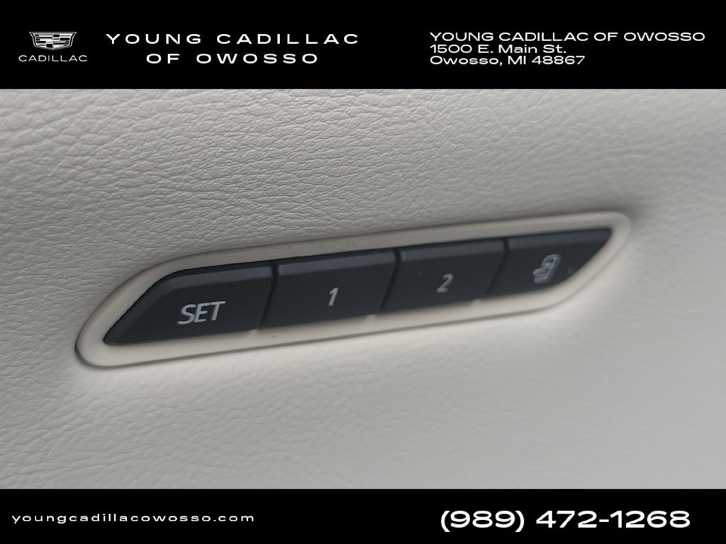 Certified 2021 Cadillac XT5 Premium Luxury w/ LPO, Floor Liner Package AWD/4WD image 25