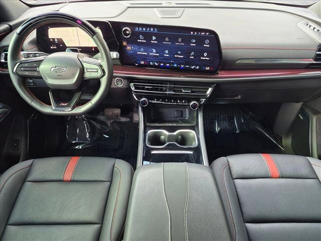 Used 2024 Chevrolet Traverse RS w/ LPO, Floor Liner Package FWD image 16