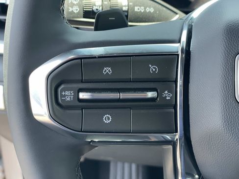 New 2026 GMC Terrain Elevation w/ Technology Package II FWD image 11